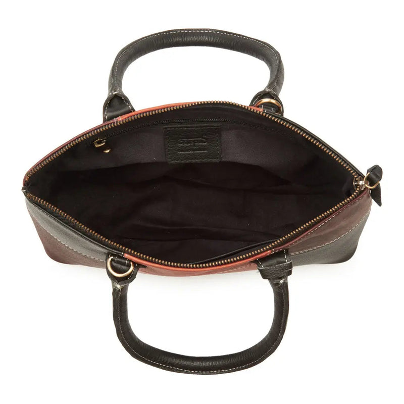 BEMÆRK: Kollektionsprøve. Style Nauru. Flot lædertaske i sort/brun/mørkebrun/cognac. Stor, elegant og klassisk håndtaske. Inkl. skulderrem til crossbody